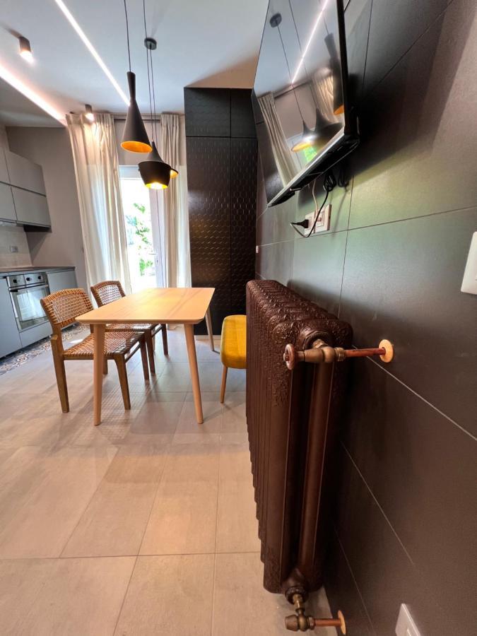 Appartamento Di Design A 30 Metri Dal Mare อัลบา อาดริอาติกา ภายนอก รูปภาพ
