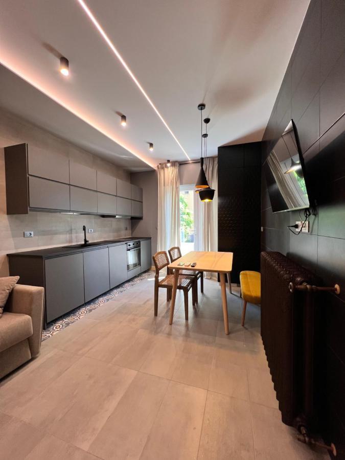 Appartamento Di Design A 30 Metri Dal Mare อัลบา อาดริอาติกา ภายนอก รูปภาพ