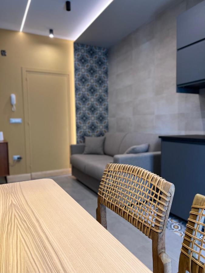 Appartamento Di Design A 30 Metri Dal Mare อัลบา อาดริอาติกา ภายนอก รูปภาพ